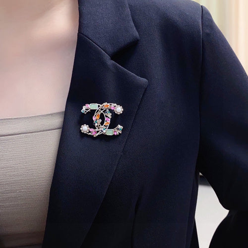 18K  Chanel Crystal Flower Brooch